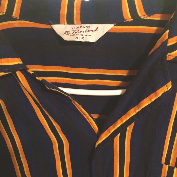 Vintage Button Up - Picture 2 of 2